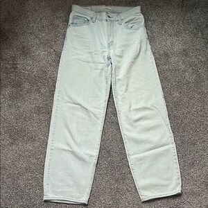 Levi’s baggy dad jeans
